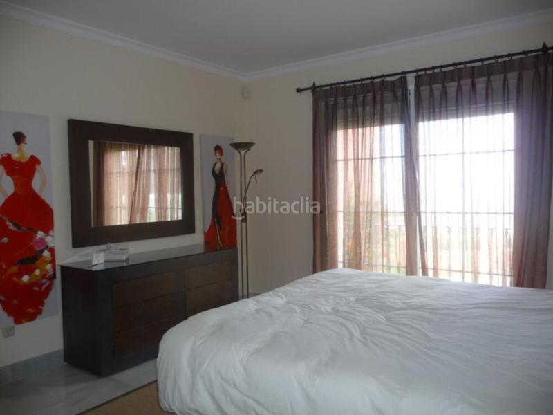 Foto 6be14e48-a0ba-4c8c-968c-48ec9b624b07. Location rez-de-chaussée avec parking piscine dans La Quinta Benahavís