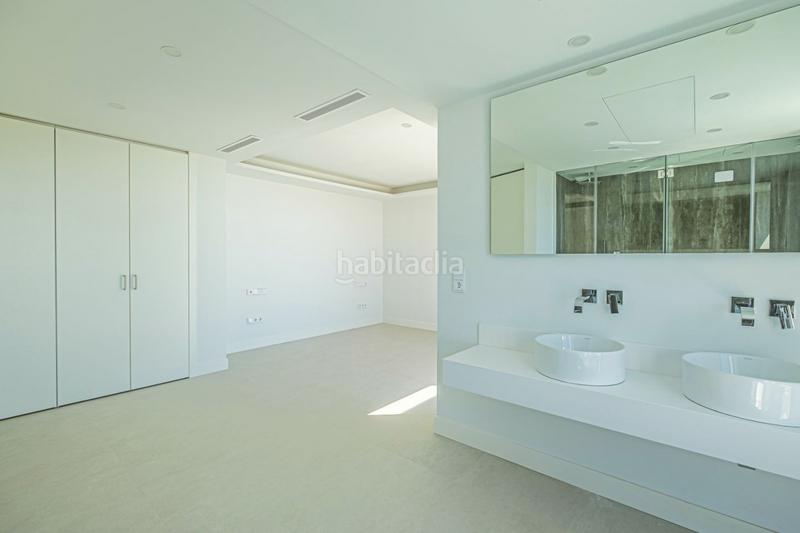 Foto b64642c6-c05d-44d8-aa66-fd7c3b9e86ab. Haus mit parking pool in La Quinta Benahavís