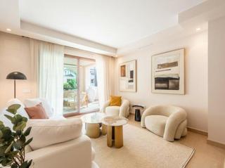 Apartamento en Nueva Andalucía centro