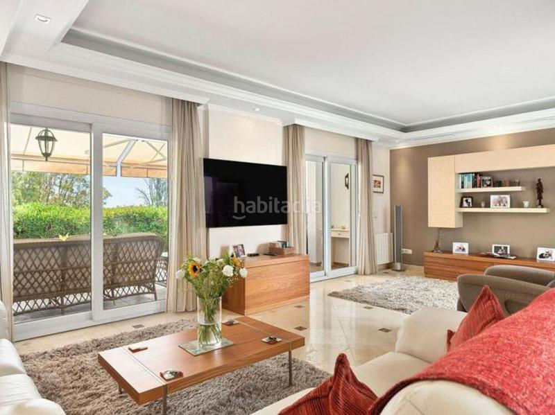 Foto 0c261da9-e133-4e99-a21a-78343973f756. Casa a schiera con riscaldamento piscina in Aloha Marbella