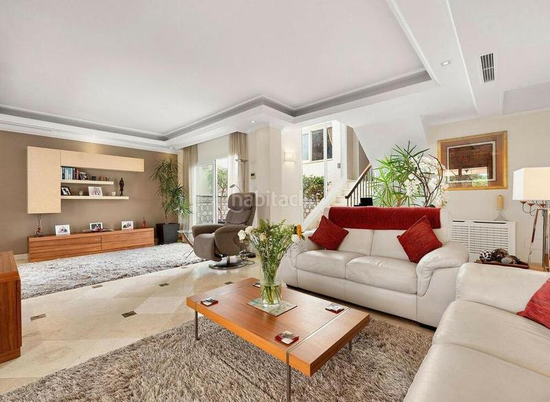 Foto 5cc44f6f-816b-41be-98ad-d2c25b0d2add. Casa a schiera con riscaldamento piscina in Aloha Marbella