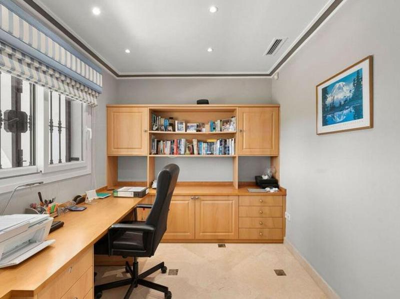 Foto 36848feb-f233-47d5-b4c3-2a987c7358fc. Casa adossada amb calefacció piscina a Aloha Marbella