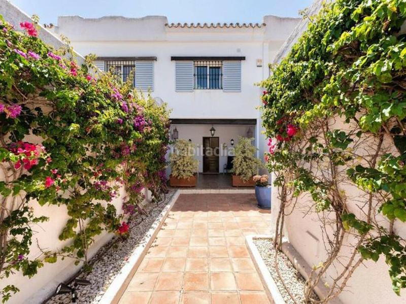 Foto 9a120c67-5e5c-4358-a1f0-22240a474de8. Casa adossada amb calefacció piscina a Aloha Marbella