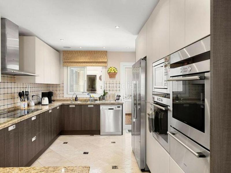 Foto 2876cfb0-69e2-46a7-9c4f-0d70f09d8c59. Reihenhaus mit heizung pool in Aloha Marbella