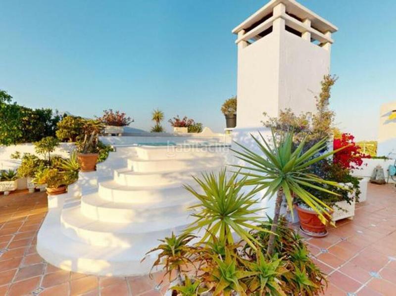 Foto 2032f12d-6975-4854-9536-09aa339c9b87. Àtic amb aparcament piscina a Guadalmina Alta Marbella