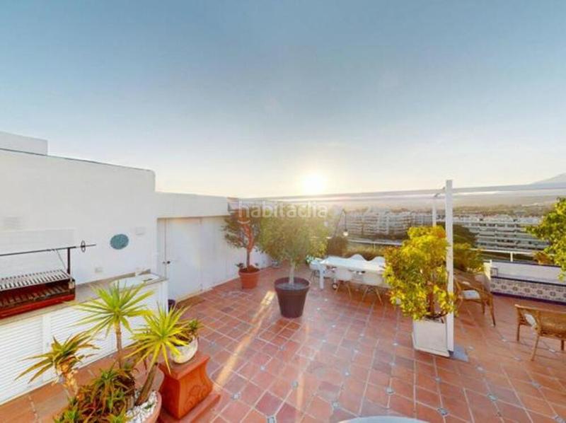 Foto 62d01abc-58bd-4097-8b47-923db3ad223e. Dachwohnung mit parking pool in Guadalmina Alta Marbella