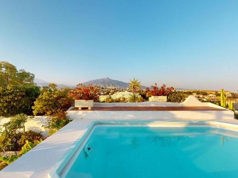 Foto 99fc423d-e3e4-44fa-ac2d-c5b367affed9. Dachwohnung mit parking pool in Guadalmina Alta Marbella