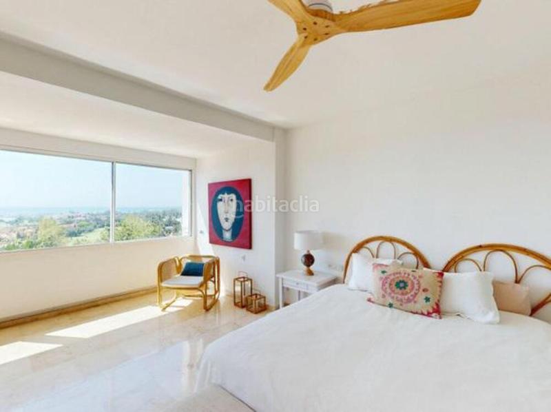 Foto b504fe6e-fa1a-401c-87ce-43101d04db12. Dachwohnung mit parking pool in Guadalmina Alta Marbella