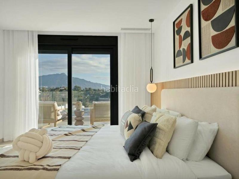 Foto 3a5e7f33-63fe-4b6a-adcb-435ddd2540b4. Dachwohnung mit parking pool in Nueva Atalaya Estepona