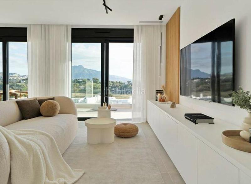 Foto ba0a072f-6856-40b2-a449-ab2eb06b3a76. Dachwohnung mit parking pool in Nueva Atalaya Estepona