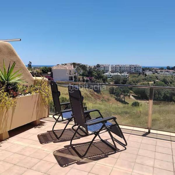 Foto bbe82725-b588-4b08-a5c0-250aaaff8864. Alquiler apartamento en La Concha - Resina Golf Estepona