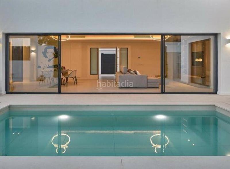 Foto dee9a829-1a02-4a03-b03c-d7fd4fb6300e. Lloguer casa amb aparcament piscina a Nueva Alcántara Marbella