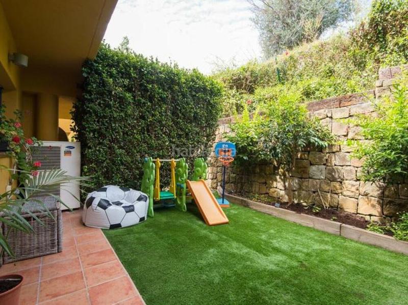 Foto 0c7d9cc8-e048-4553-afcd-1446c656bbf6. Rent semi detached house with pool in Nagüeles Alto Marbella