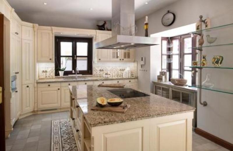 Foto bd8c8006-a28f-4336-afa0-a0ebdf0ee47b. Alquiler casa en Sierra Blanca Marbella