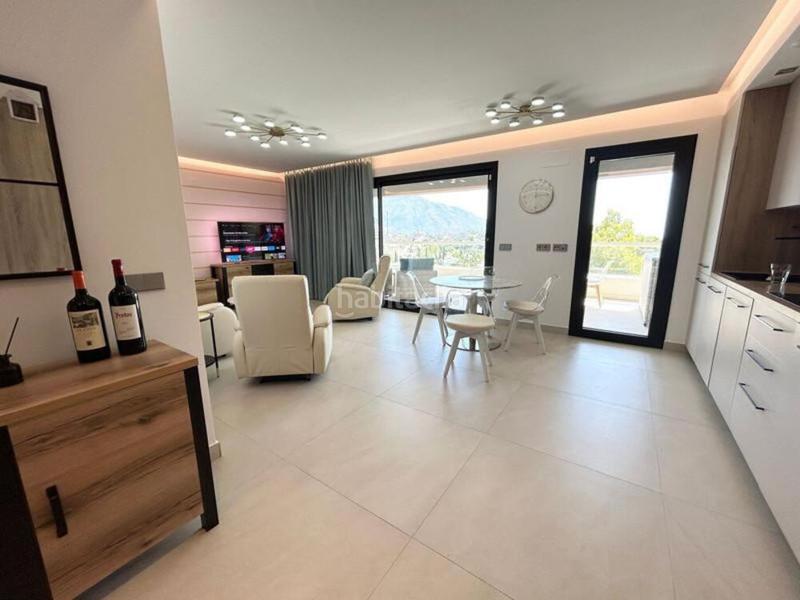 Foto 59a960c7-aad4-43fa-a142-63ce5d7a2d37. Apartament amb aparcament piscina a La Quinta Benahavís