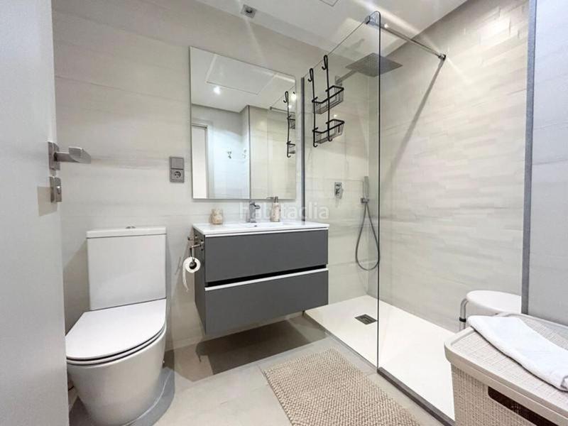 Foto 72959618-bba8-4621-b4b8-8e0eed3161f2. Apartament amb aparcament piscina a La Quinta Benahavís