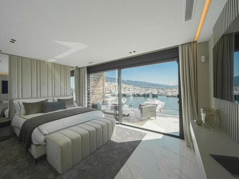 Foto 170b3e70-7d44-4eb7-9d06-de727dd17ceb. Lloguer apartament amb aparcament a Puerto Banús Marbella