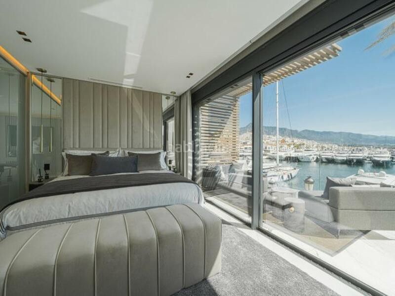 Foto 6e3a2dab-ccb5-426f-b34a-8f25861a4d02. Lloguer apartament amb aparcament a Puerto Banús Marbella