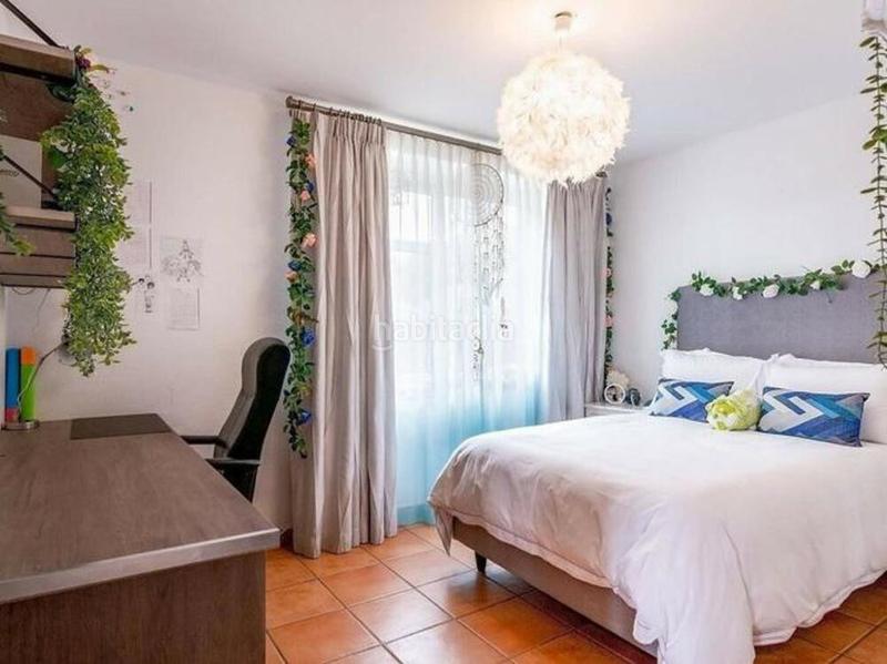 Foto 0b1f3304-8d81-4289-a7e7-d6d1957720f4. Haus mit heizung parking pool in Sotogrande alto Sotogrande