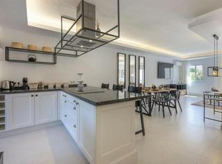 Rent Semi detached house in Nueva Andalucía centro. A partir del 1 de septiembre