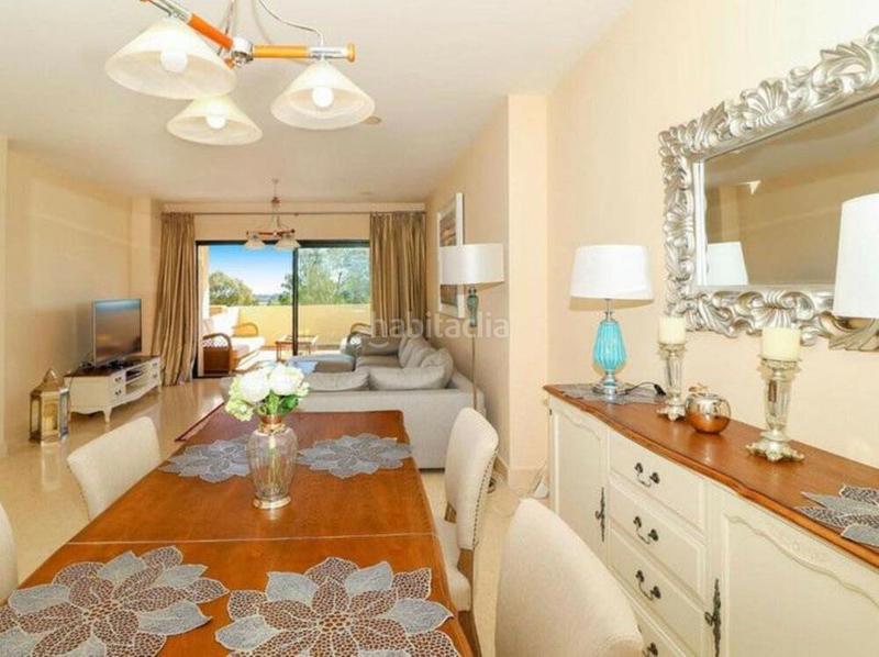 Foto 3aab2961-4b50-4f96-832f-2e6c41bbe78c. Lloguer apartament amb aparcament piscina a los arqueros - puerto del almendro Benahavís