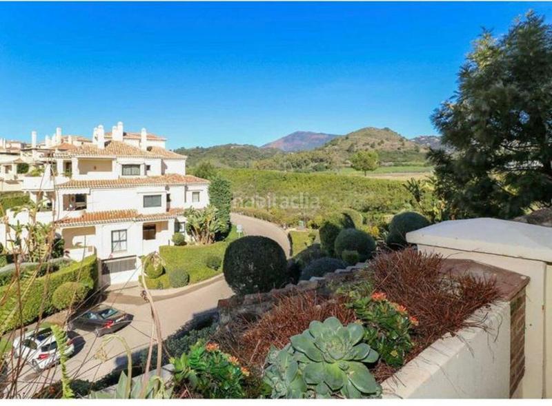 Foto b6018bd3-3307-41c9-8d4b-f110210b879f. Rent apartment with parking pool in los arqueros - puerto del almendro Benahavís