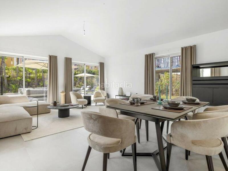 Foto 1adc4ef9-6a99-48c9-a3b9-3fddffeed712. Casa amb aparcament piscina a Casares golf - Casares del sol Casares