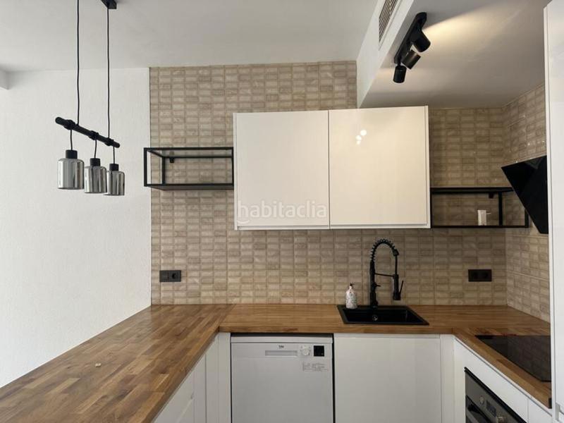 Foto 059a7ab9-de51-403b-ad47-e11768a1ce96. Piccolo appartamento con parcheggio piscina in Cabopino - Artola Marbella