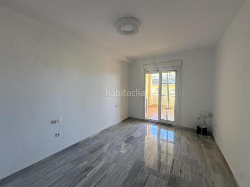 Foto 4f7c99cb-32e2-4d26-bb81-d0f929997f80. Piccolo appartamento con parcheggio piscina in Cabopino - Artola Marbella