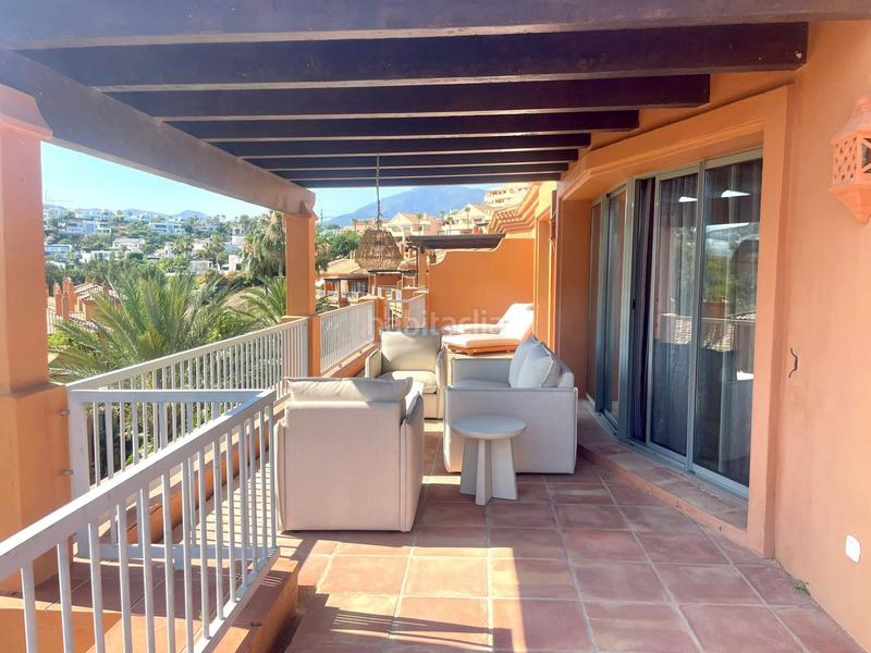 Foto b81773f6-a42d-4c05-b4f0-622dc7040bd0. Alquiler ático  en alquiler en Benatalaya, en Estepona