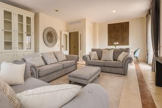 Location Attique à Benatalaya. Ático en alquiler en benatalaya, estepona