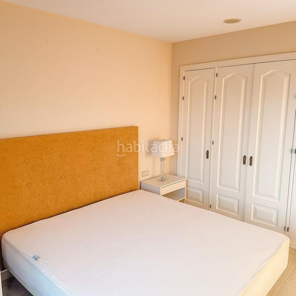 Foto b55dbffb-d41f-4c71-a5ac-100d8bfeda7c. Miete dachwohnung mit parking pool in Benatalaya Estepona