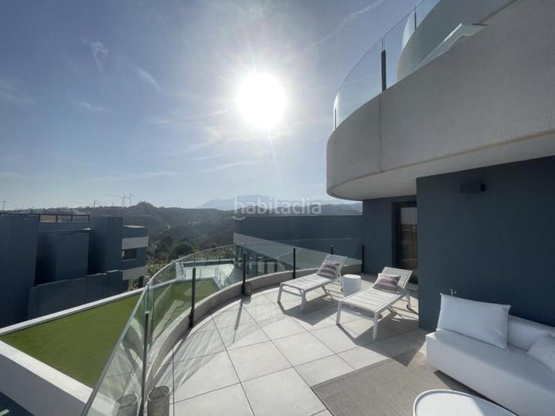 Foto 957eaf92-61c0-4d6f-a114-206c5d7c5e9c. Rent penthouse with parking pool in La Concha - Resina Golf Estepona