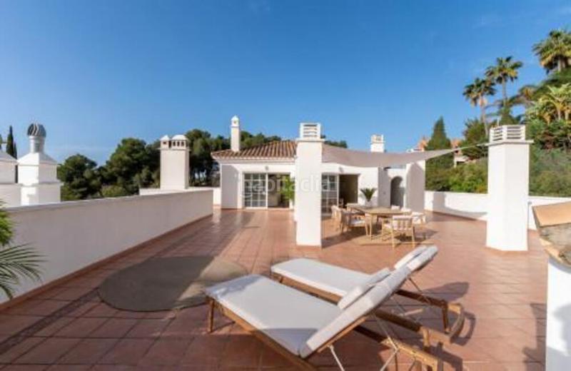 Foto 51e0eefa-1798-4b91-8a22-0891697f22fa. Attique avec parking piscine dans Río Real Marbella