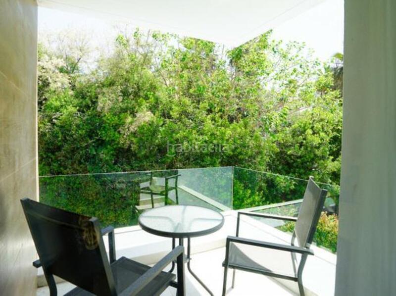 Foto 16a768f4-1fdb-4b66-ba57-60b83b7bf4d6. Alquiler casa lujo en Paraiso - Barronal Estepona