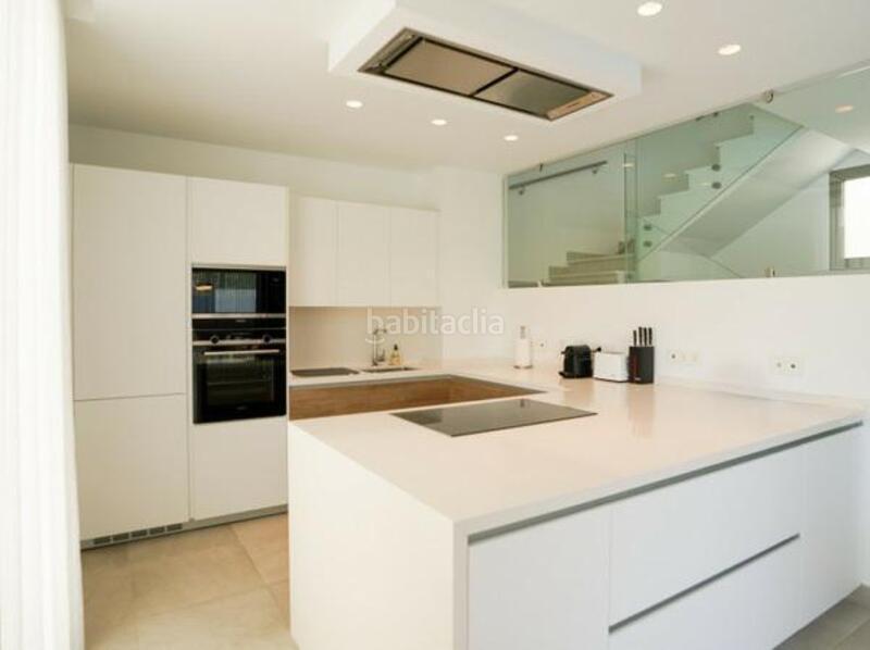 Foto 6a3487e7-6830-49ba-999a-e99afbf965e7. Alquiler casa lujo en Paraiso - Barronal Estepona