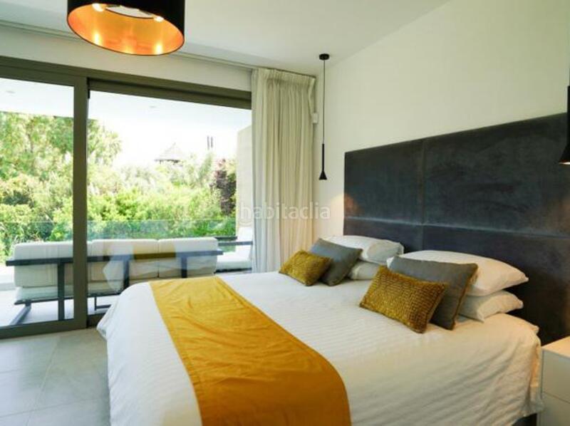 Foto 867c7ca8-f940-41e2-9c06-c408dea6d474. Alquiler casa lujo en Paraiso - Barronal Estepona