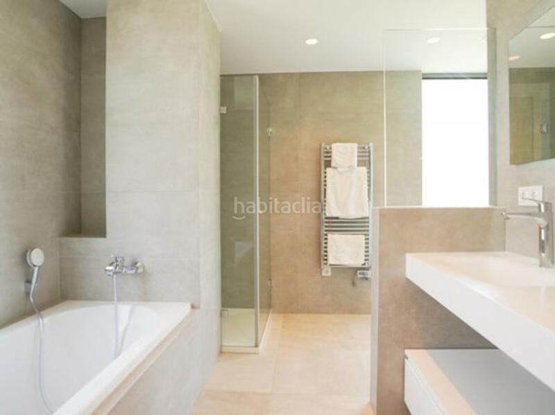 Foto 888517e1-8ac1-431c-b6f9-f479faa4e76c. Alquiler casa lujo en Paraiso - Barronal Estepona