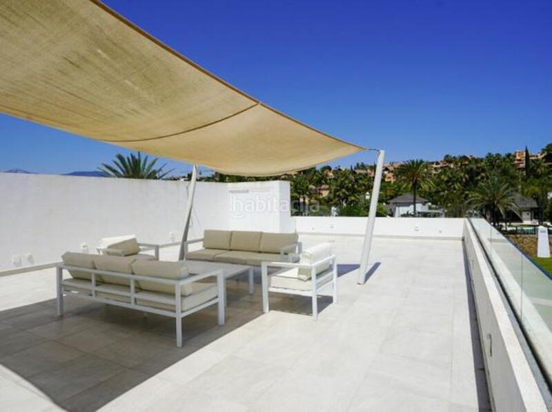 Foto a5fbc79f-0fcb-49ab-847d-89691ef14cf6. Alquiler casa lujo en Paraiso - Barronal Estepona