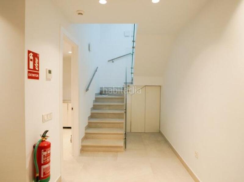 Foto 1fe9ee3e-4877-4904-83b4-a0d838e0b289. Lloguer casa amb calefacció aparcament piscina a Estepona