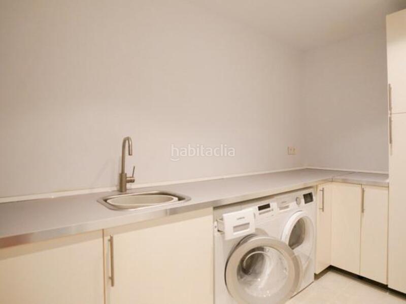 Foto d8828fc9-7f8a-40a4-a937-e5b903730783. Lloguer casa amb calefacció aparcament piscina a Estepona