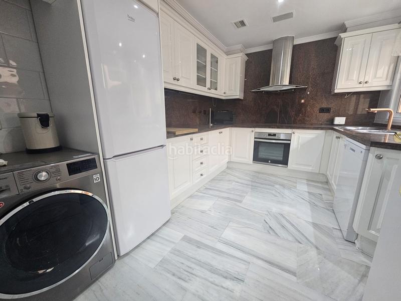 Foto 94141387-7635-4f22-be83-cb9ad6f2f343. Alquiler ático atico duplex en alquiler en magna , en Marbella