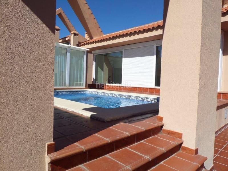 Foto a503c525-eb45-486f-a895-f700715ea982. Lloguer àtic amb aparcament piscina a Los Naranjos Marbella