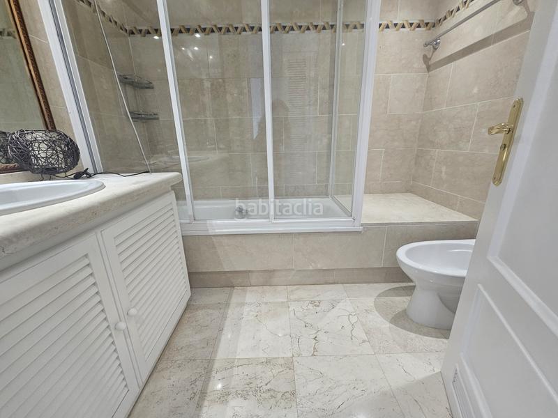 Foto 0bf8ab74-8c52-47ec-903b-7298a273e98b. Miete dachwohnung mit parking pool in Los Naranjos Marbella