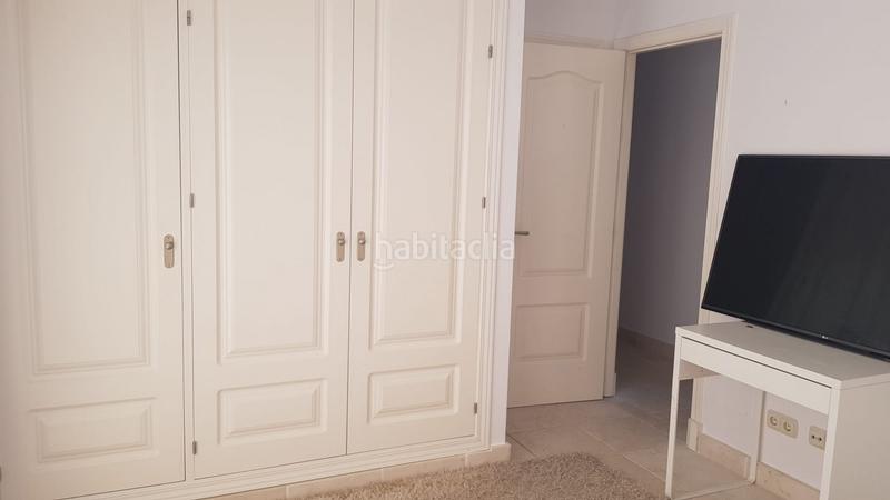 Foto 4d0bb564-ed2a-49af-904b-96e7cb35d119. Alquiler ático precioso ático en Benatalaya, benahavis en Estepona