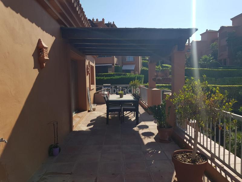 Foto e94505ad-faf6-489c-8902-00bd8b4eb7a7. Alquiler ático precioso ático en Benatalaya, benahavis en Estepona