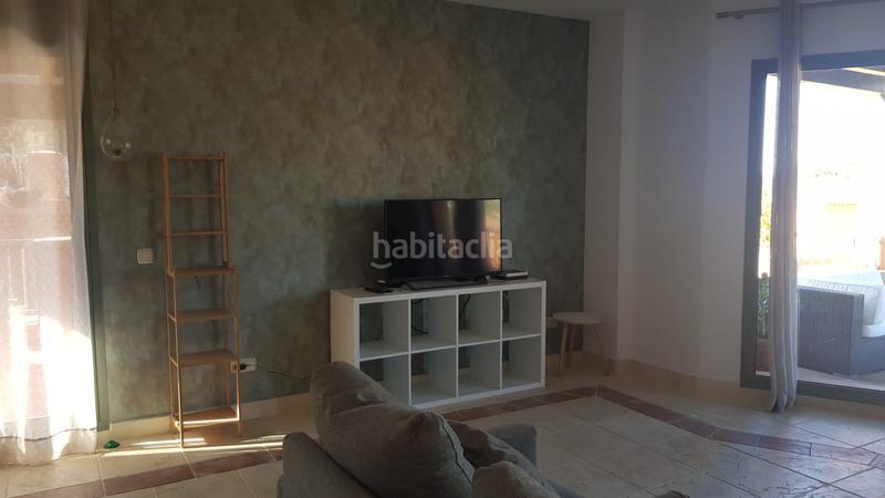 Foto f600641b-4034-461b-bd78-7f7fb16f36a4. Alquiler ático precioso ático en Benatalaya, benahavis en Estepona