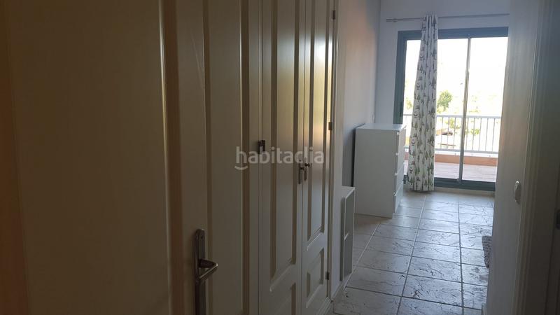 Foto 06251911-49a9-4042-9f2b-14b8c5ab6780. Miete dachwohnung mit parking pool in Benatalaya Estepona