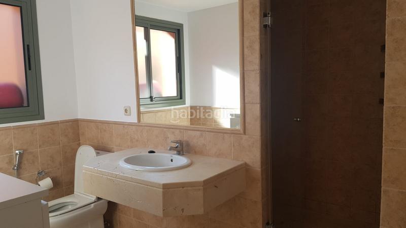 Foto ab53cceb-9a8c-43ee-98d2-c61ef9ea7e40. Miete dachwohnung mit parking pool in Benatalaya Estepona