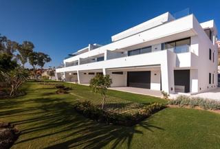 Lloguer Planta baixa a Los Naranjos. Ático de lujo en azahar de marbella, marbella